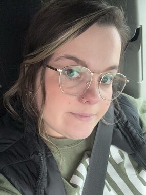 Meet your Posher, Lanie